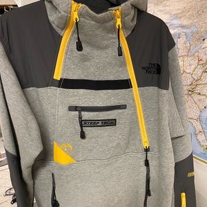 Men’s North Face SteepTech technical ski hoody, Sz Medium